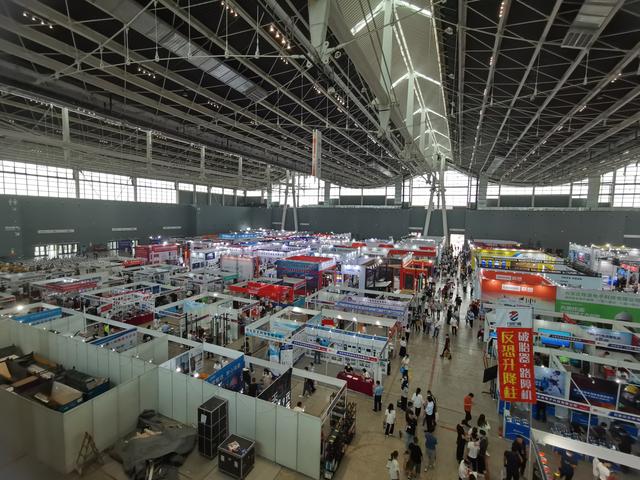 劝阻电动车进电梯、追溯高空抛物……这些智能安防黑科技在2021华北安博会大显身手-第1张图片-深圳监控安装